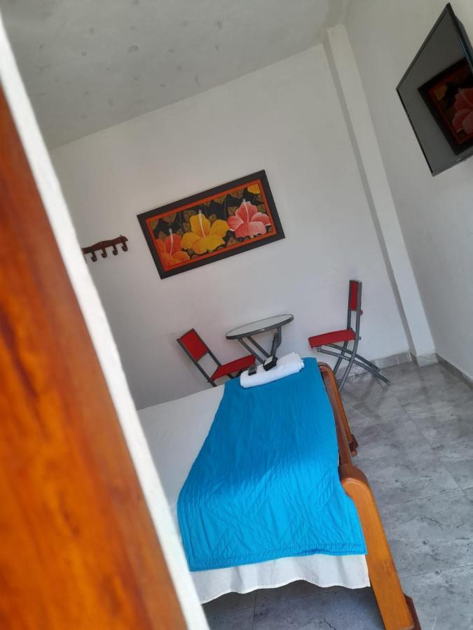 Hotel Isla Capri モンポス エクステリア 写真